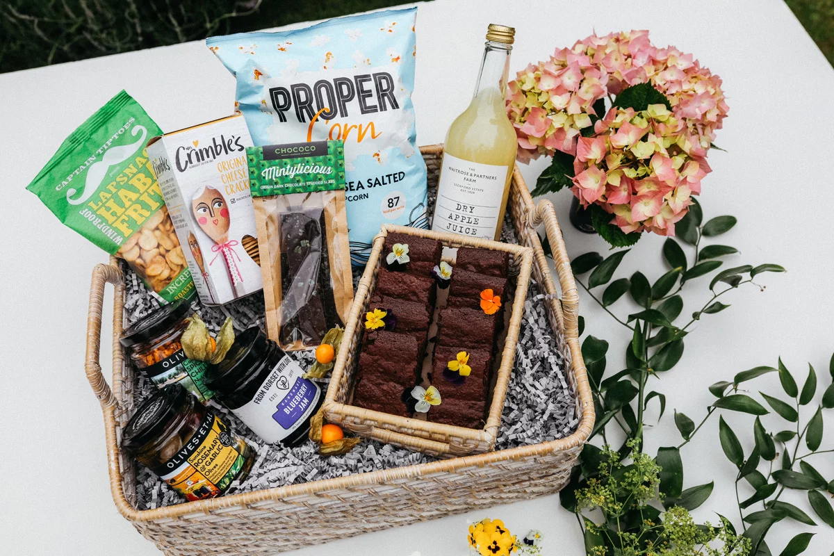 gluten free food items in hamper
